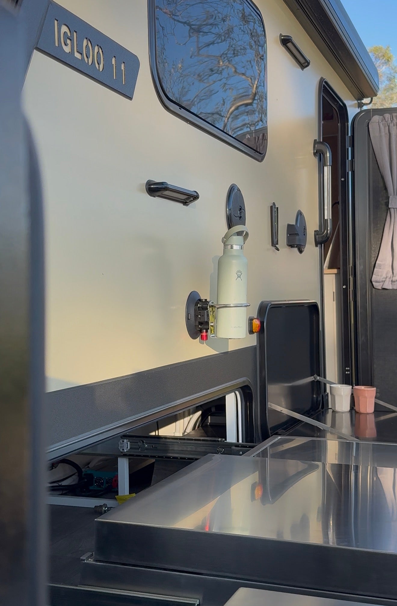 ZBAD1 - Over Engineered Cup Holder