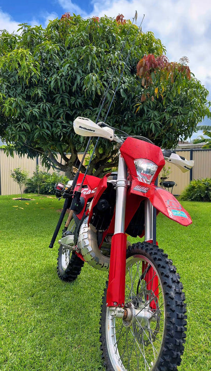 ZBAD1 - Super Suction Mount Rod Holder